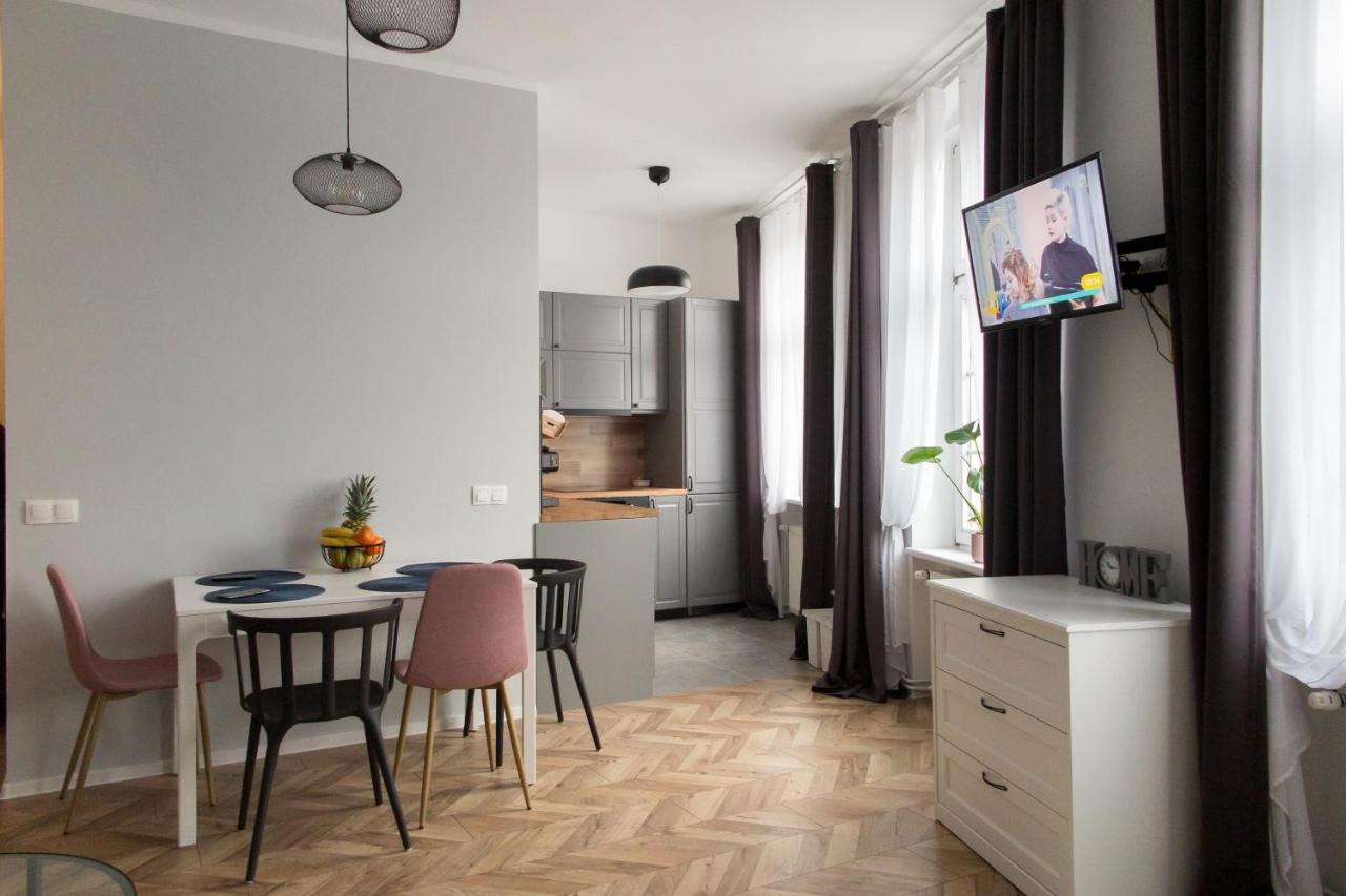 Apartament Magia Miasta Appartement Jelenia Góra Buitenkant foto