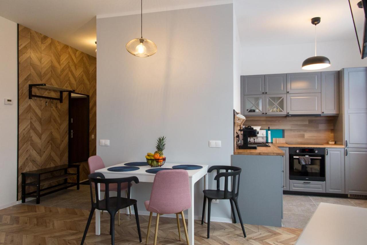 Apartament Magia Miasta Appartement Jelenia Góra Buitenkant foto