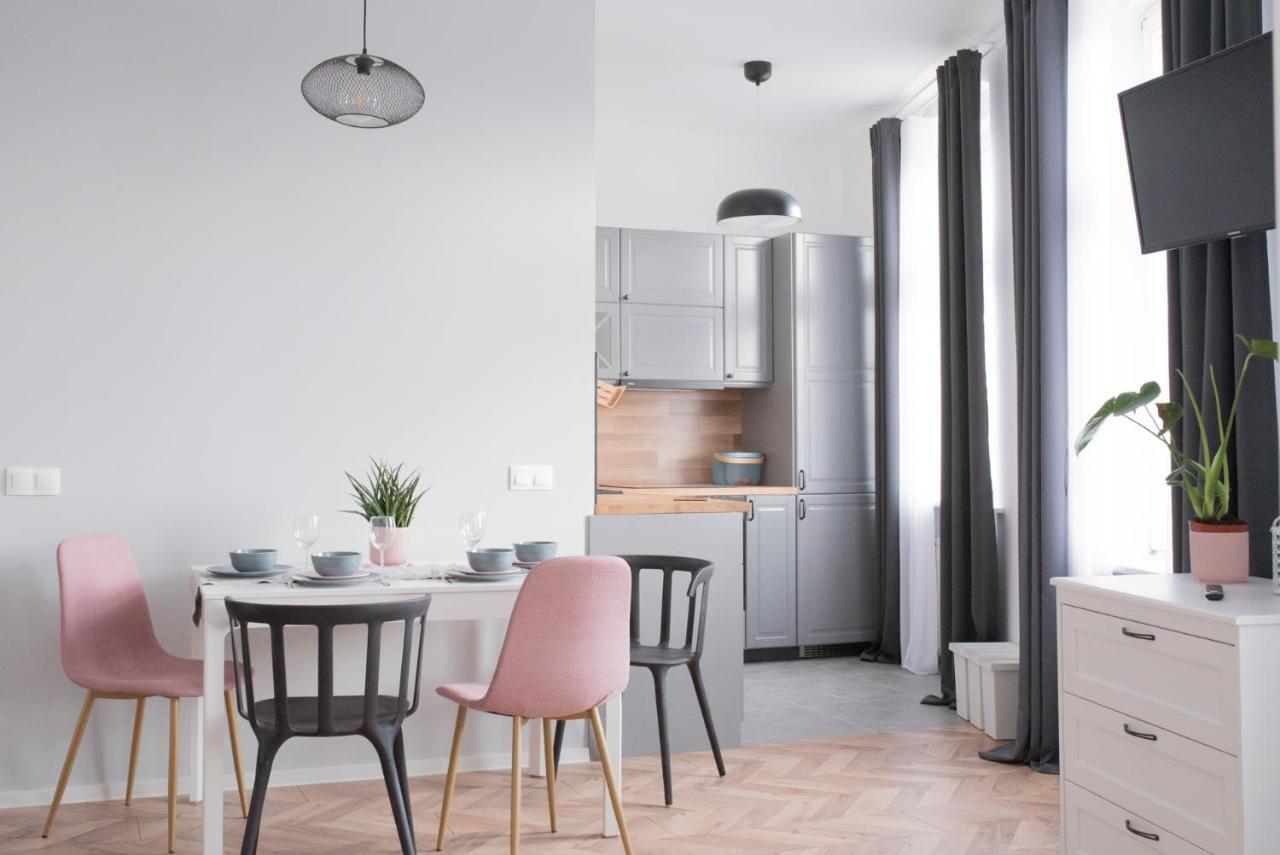 Apartament Magia Miasta Appartement Jelenia Góra Buitenkant foto